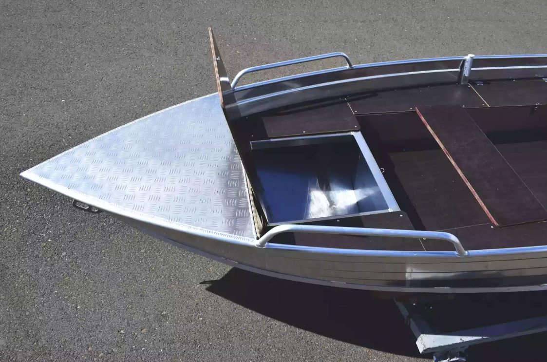 Алюминиевая лодка Wyatboat-390 M в Владивостоке