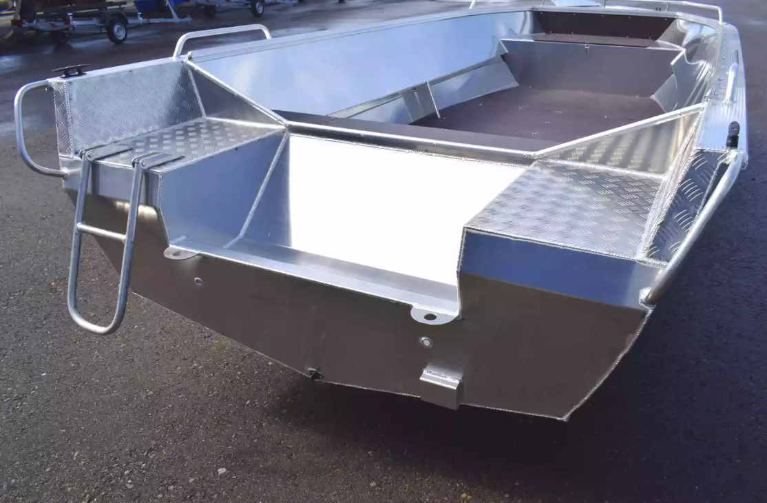 Алюминиевая лодка Неман-500 P в Владивостоке