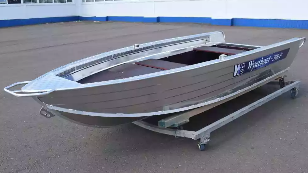 Алюминиевая лодка Wyatboat-390Р Fish в Владивостоке
