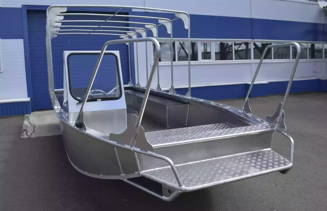 Алюминиевая лодка Wyatboat-600 в Владивостоке