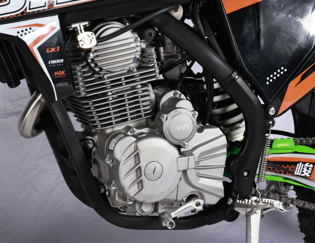 Мотоцикл JHLMOTO JHL LX1 CB250 (172FMM-3A) в Владивостоке