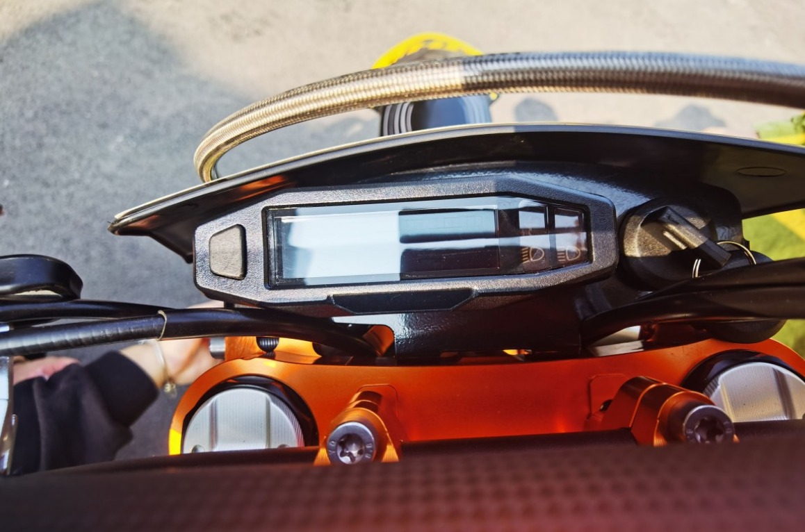 Мотоцикл JHLMOTO JHL Z8 NC300S (182-MN) в Владивостоке