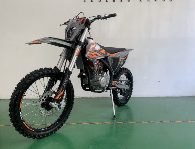 Мотоцикл JHLMOTO JHL LX4 CB300RL (175FMN) в Владивостоке