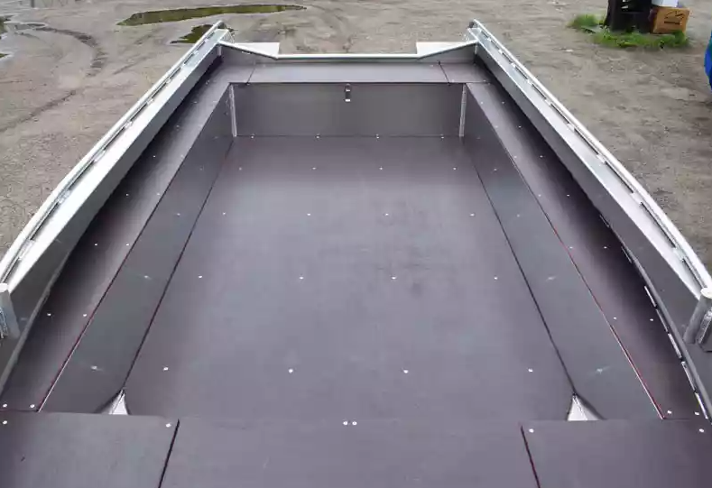 Алюминиевая лодка  Wyatboat-430 Master в Владивостоке