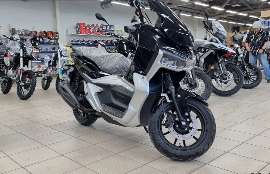 МаксиСкутер PROMAX ADV 200(49) (REPLICA HONDA) в Владивостоке