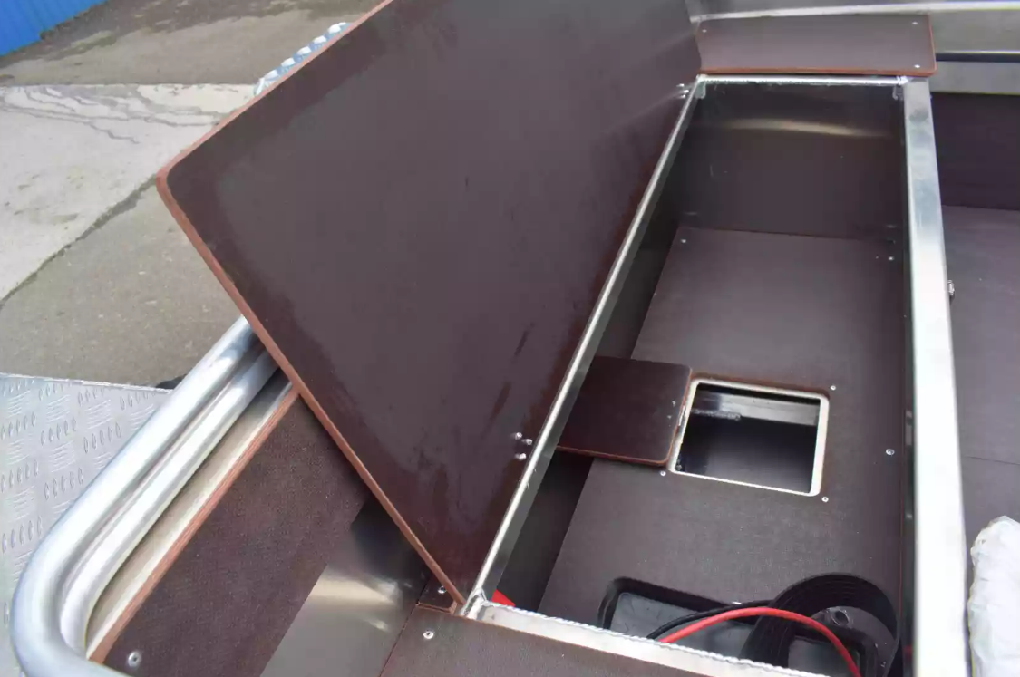 Алюминиевая лодка  Неман-400 DCM NEW в Владивостоке