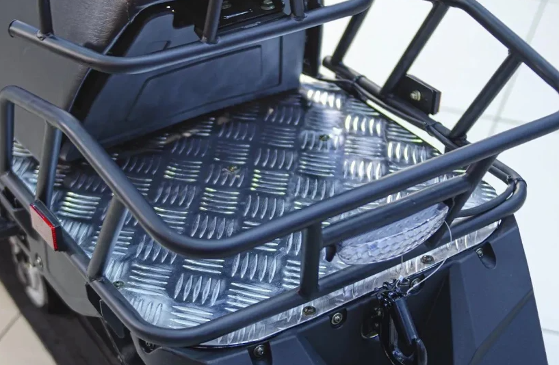 Снегоход Ataki WD 200 в Владивостоке