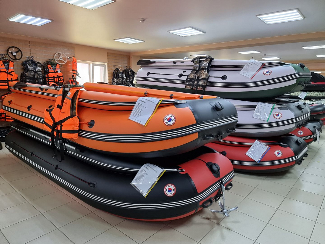 Лодка MISHIMO FAMILY LITE 370 в Владивостоке