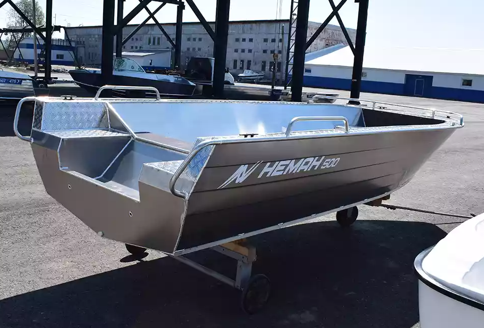 Алюминиевая лодка Неман-500 P в Владивостоке
