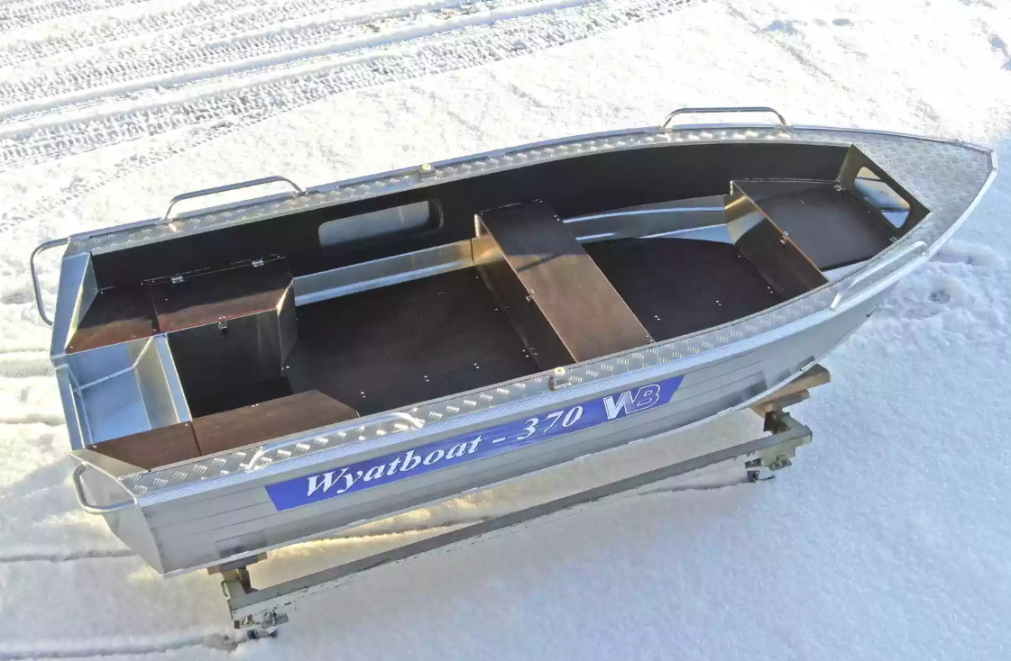Алюминиевая лодка Wyatboat-370 в Владивостоке