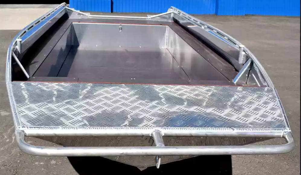 Алюминиевая лодка  Wyatboat-430 Master в Владивостоке