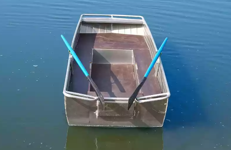 Алюминиевая лодка Wyatboat-300 в Владивостоке