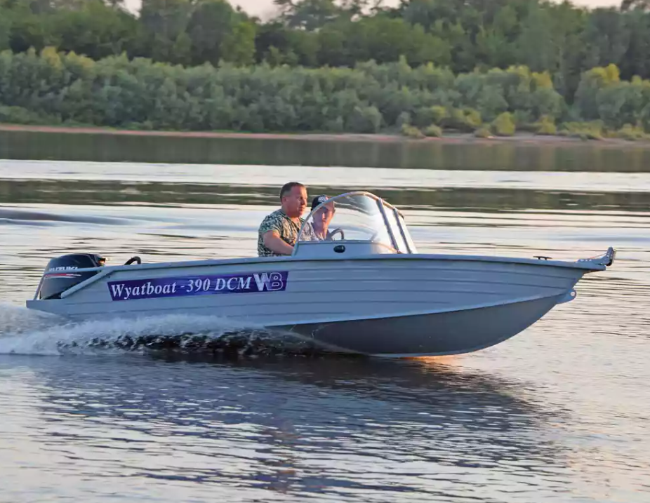 Алюминиевая лодка Wyatboat-390 DCM в Владивостоке
