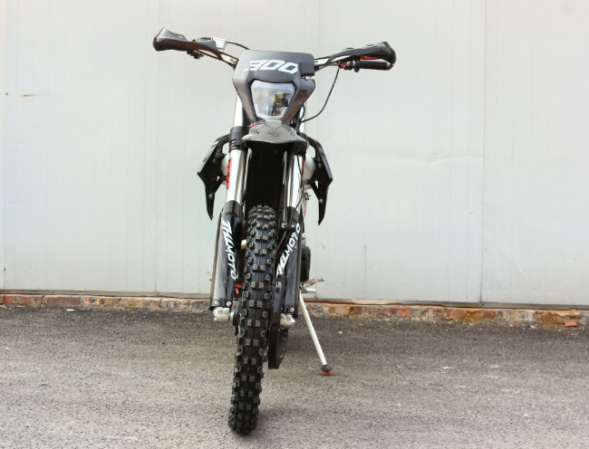 Мотоцикл JHLMOTO JHL Z3+ CB300 (175FMM) в Владивостоке