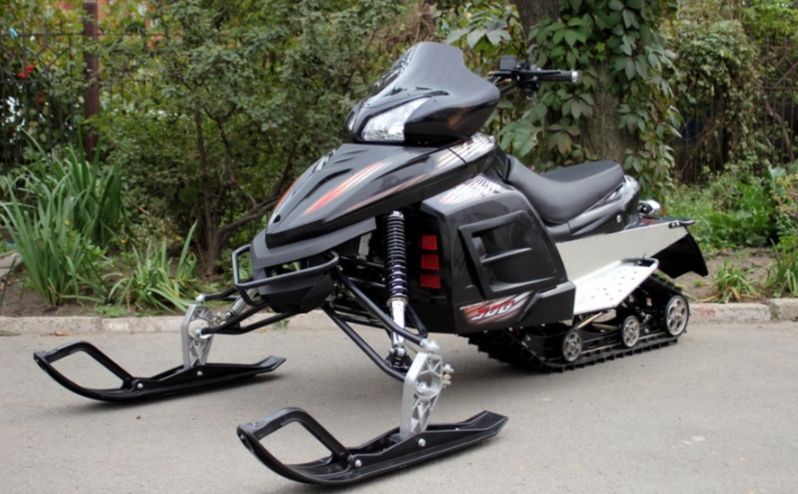 Снегоход Snow Fighter SF-300 в Владивостоке