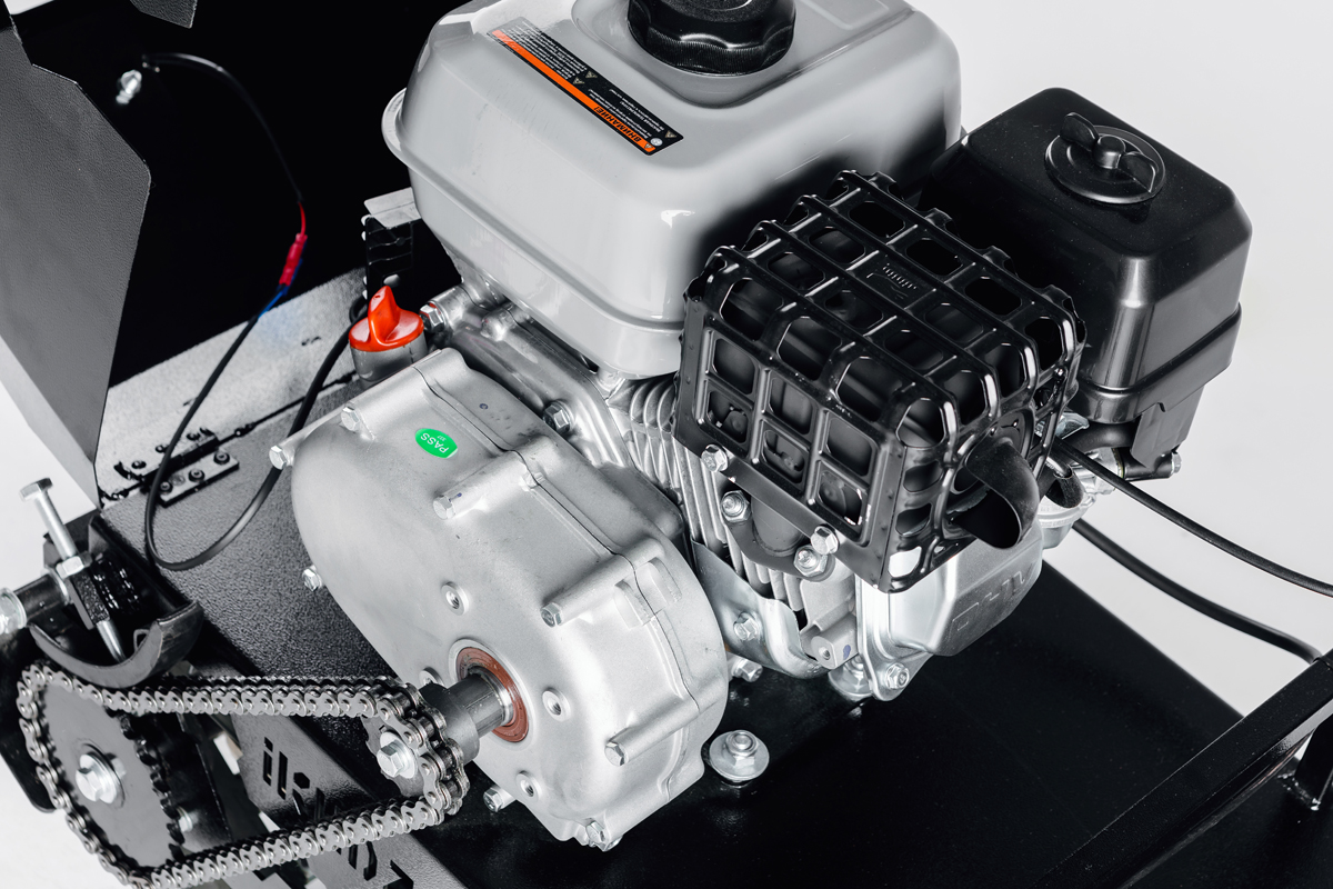 МОТОБУКСИРОВЩИК IKUDZO 1100/380 К8 в Владивостоке