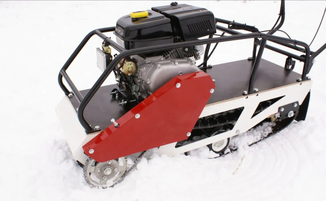 Мотобуксировщик БТС «МАЛЕК» 380/7 БЕЗ э/зап. Б/У в Владивостоке