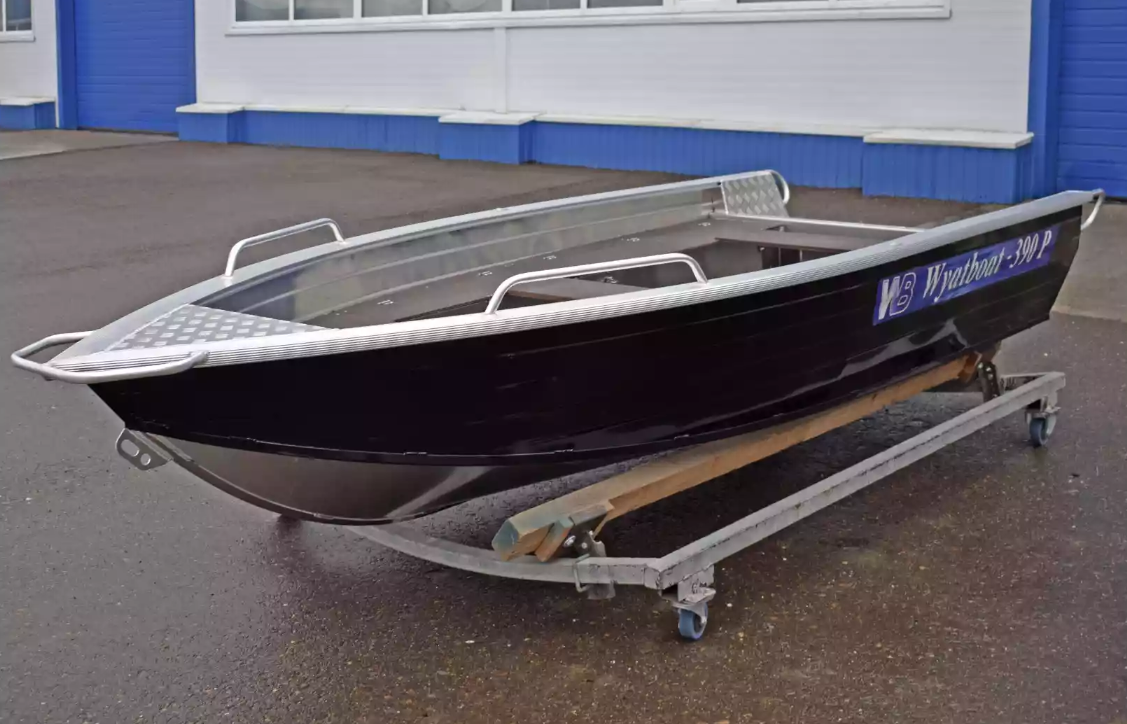 Алюминиевая лодка Wyatboat-390РМ в Владивостоке