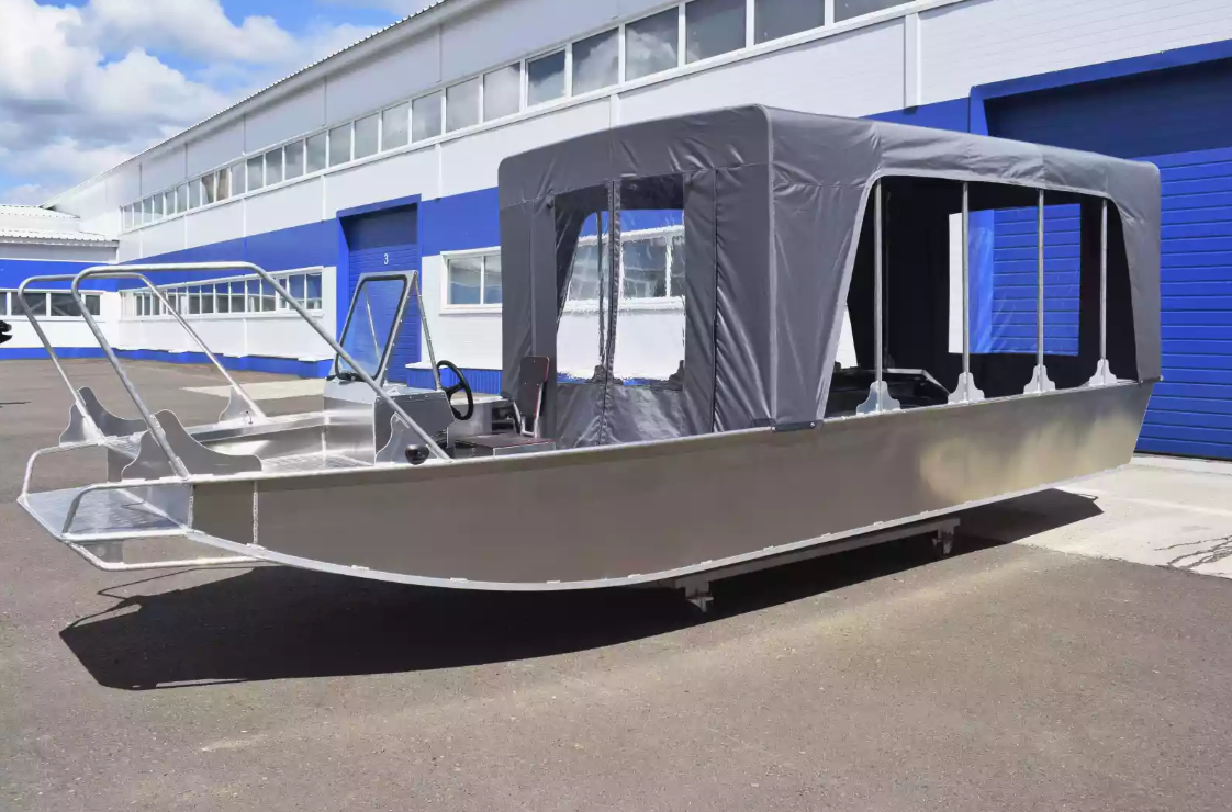 Алюминиевая лодка Wyatboat-600 в Владивостоке