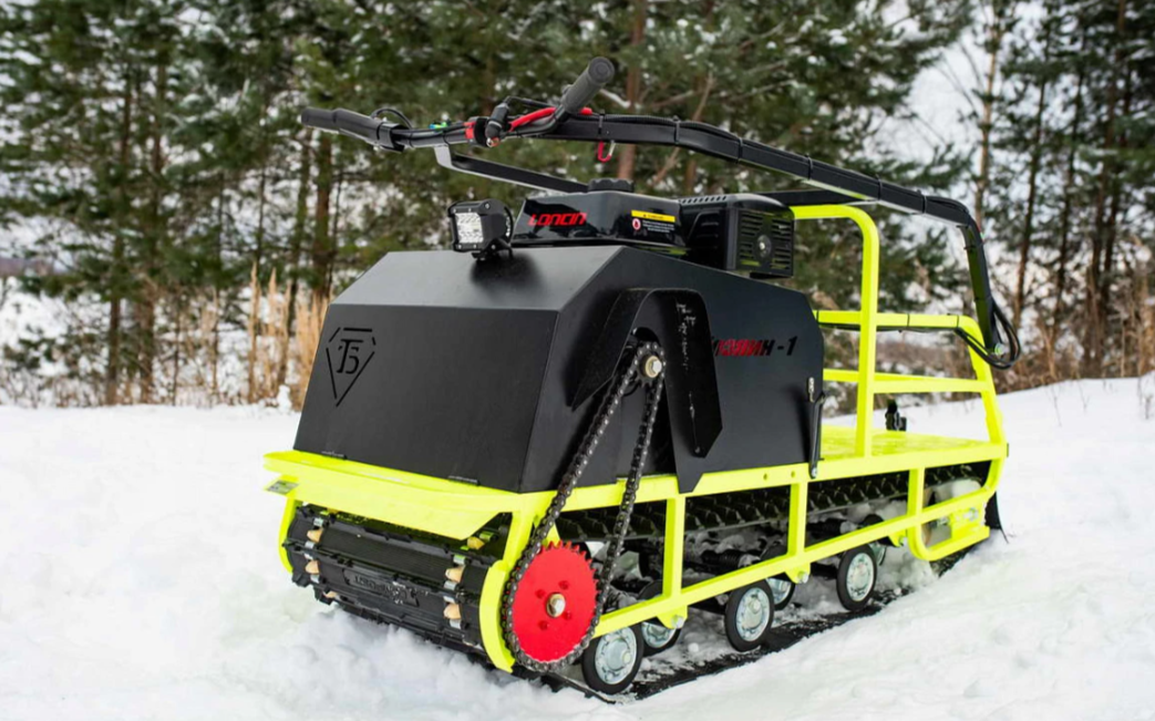 Мотобуксировщик Бурлак ХОЗЯИН-1 (капот металл) в Владивостоке