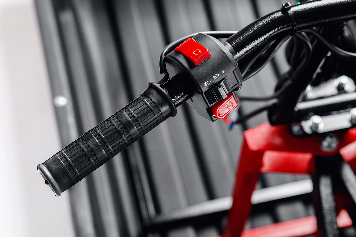 Модуль толкач IKUDZO TERRAIN с подогревом ручек в Владивостоке