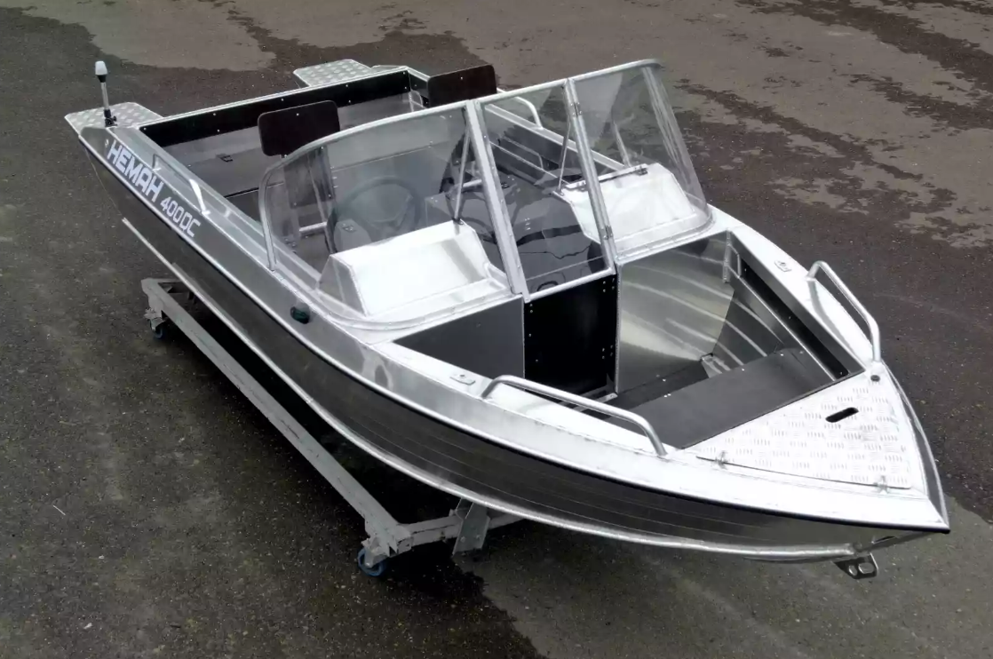 Алюминиевая лодка  Neman-400 DC в Владивостоке