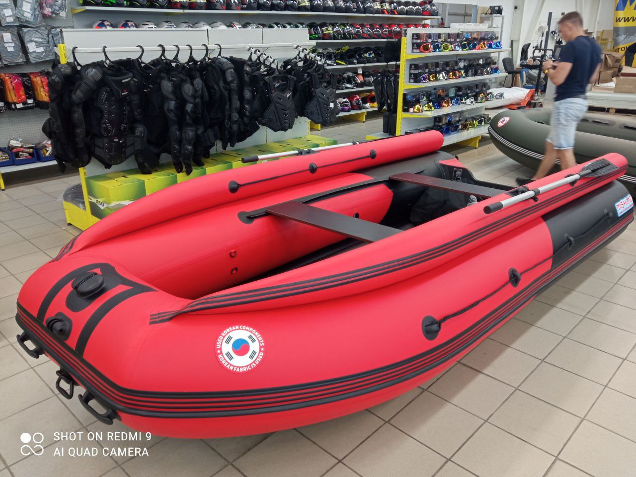 Лодка MISHIMO RIVER FJET PRO 430  под водомет в Владивостоке