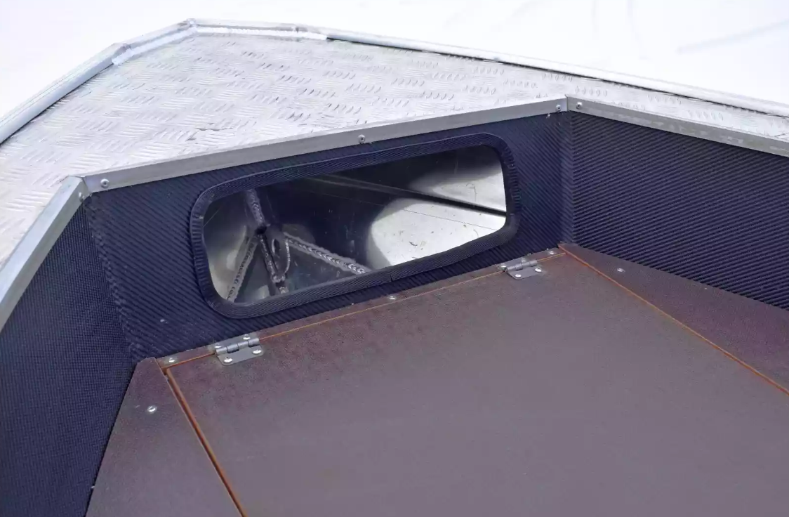 Алюминиевая лодка Wyatboat-370 в Владивостоке