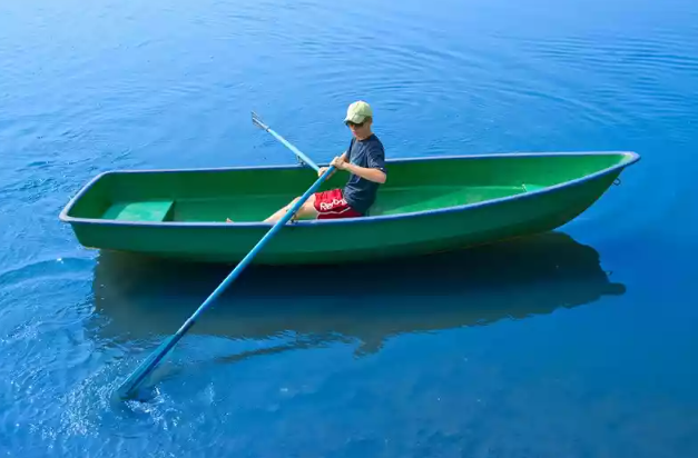 Стеклопластиковая Лодка Голавль в Владивостоке