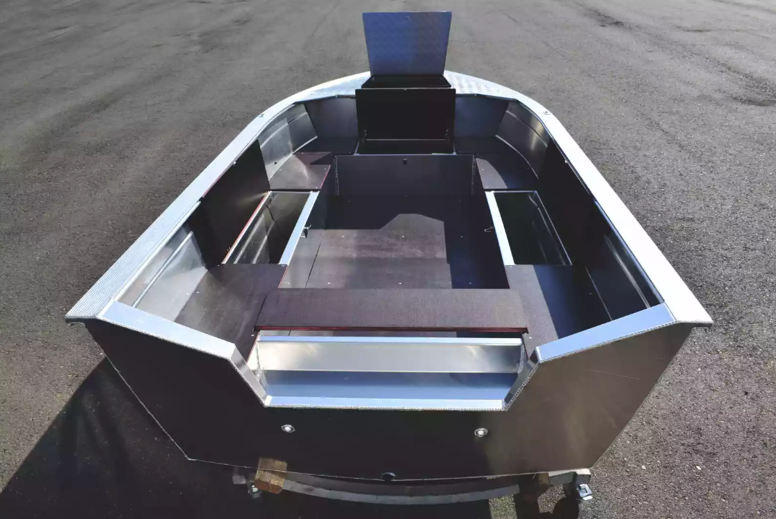 Алюминиевая лодка Неман-400 Р PRO в Владивостоке