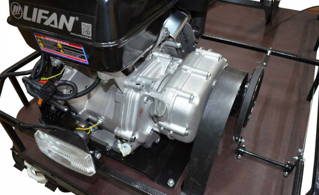 Мотобуксировщик вездеход KOiRA T13 RЕ (понижающий редуктор, электростартер) в Владивостоке