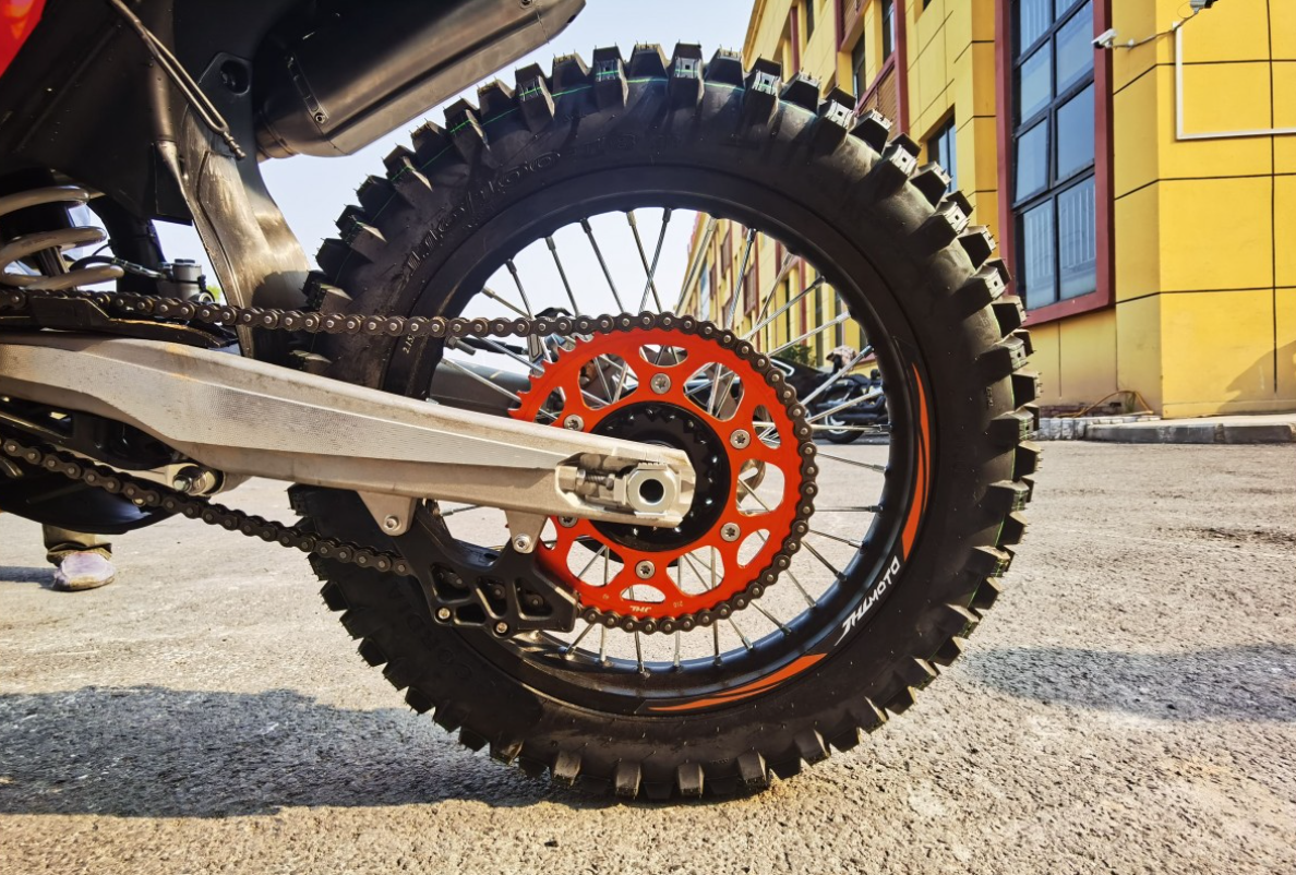 Мотоцикл JHLMOTO JHL Z3 CB250 (172FMM-3A) в Владивостоке