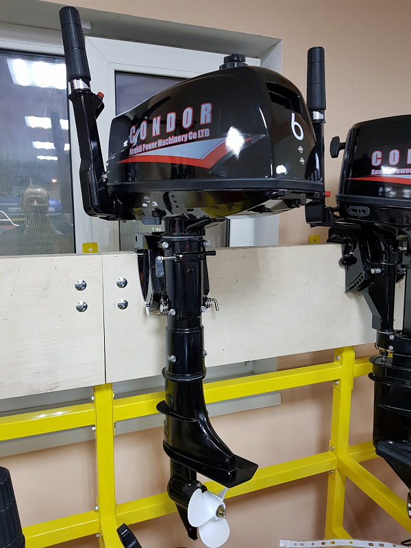 Лодочный мотор Condor F6HS без бака 12 л. в Владивостоке