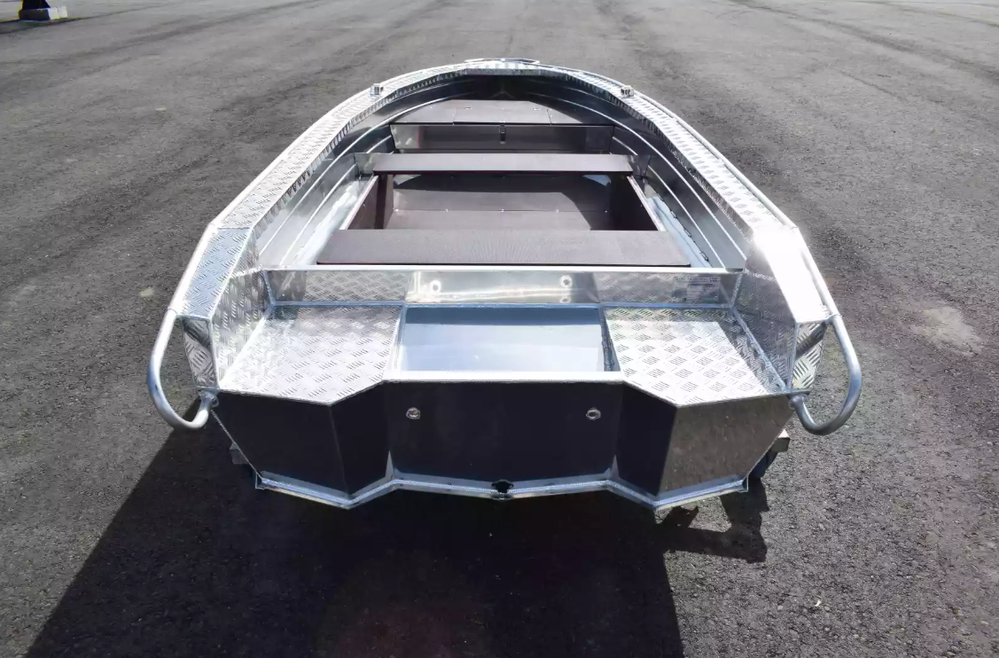 Алюминиевая лодка Wyatboat-390 P в Владивостоке