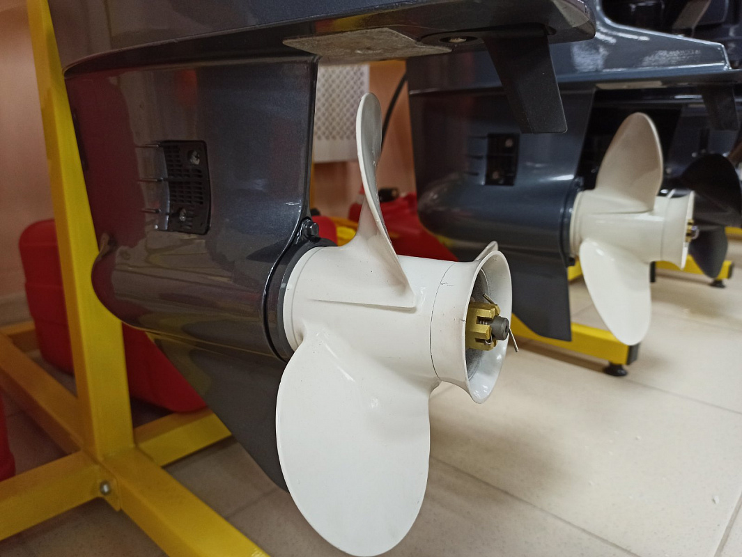 Лодочный мотор BREEZE T30S (2х тактный) в Владивостоке