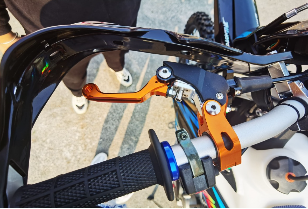 Мотоцикл JHLMOTO JHL Z3 CB250 (172FMM-3A) в Владивостоке