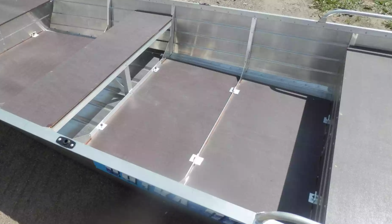 Алюминиевая лодка Вятка-Профи 32 в Владивостоке