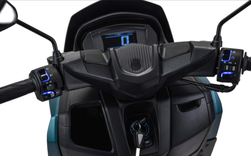 Скутер MOTOLAND (МОТОЛЕНД) VULKAN 150 в Владивостоке