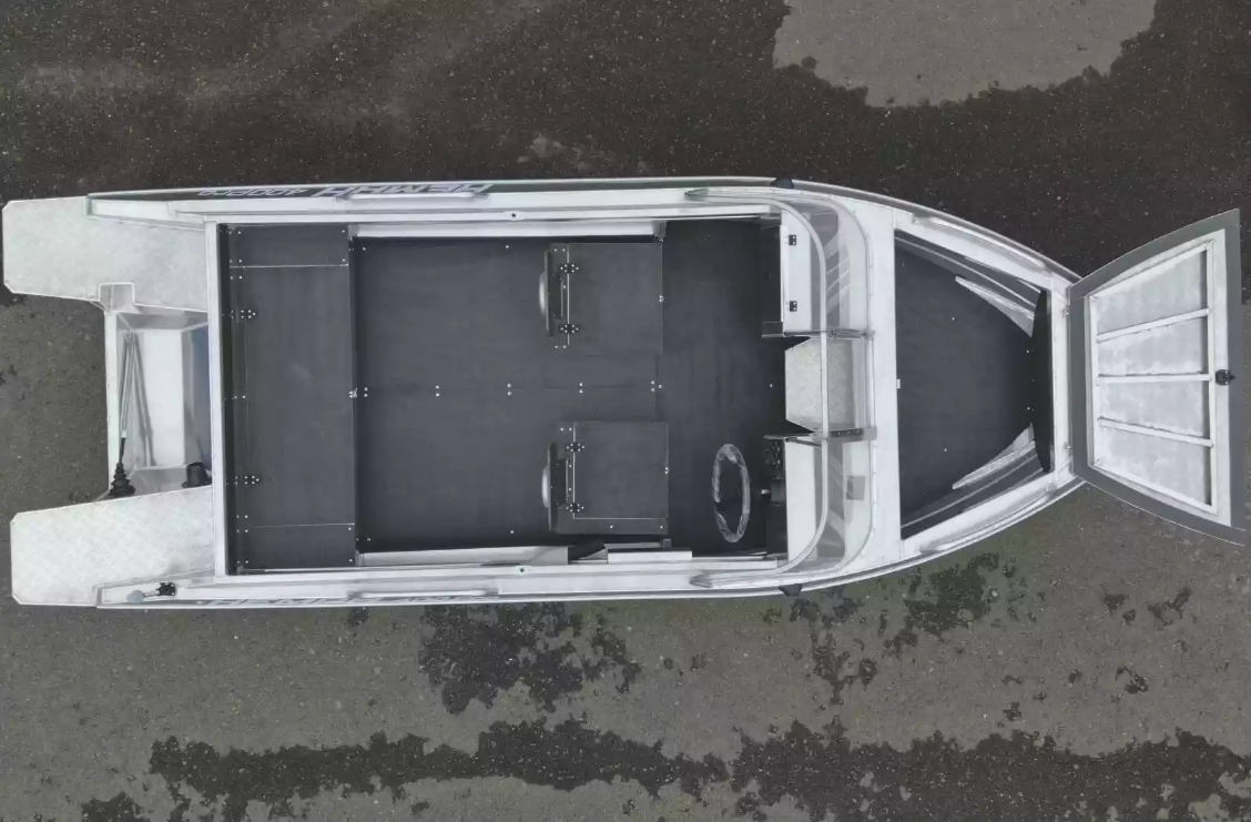 Алюминиевая лодка  Neman-400 PRO в Владивостоке