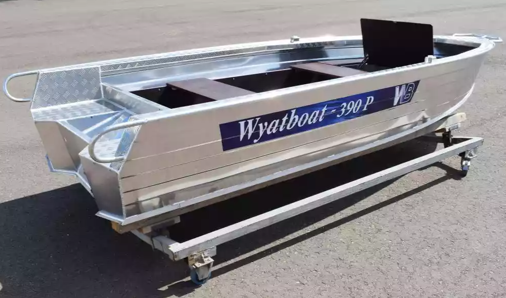 Алюминиевая лодка Wyatboat-390Р Fish в Владивостоке