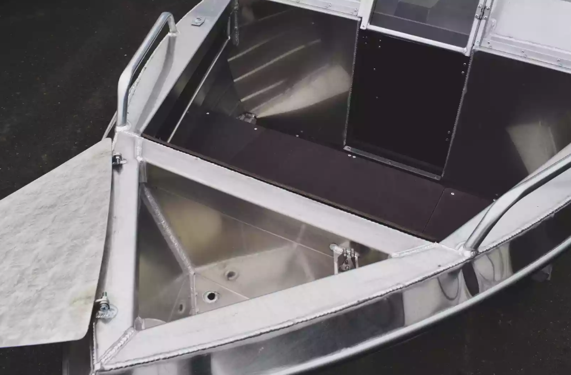 Алюминиевая лодка  Neman-400 DC в Владивостоке