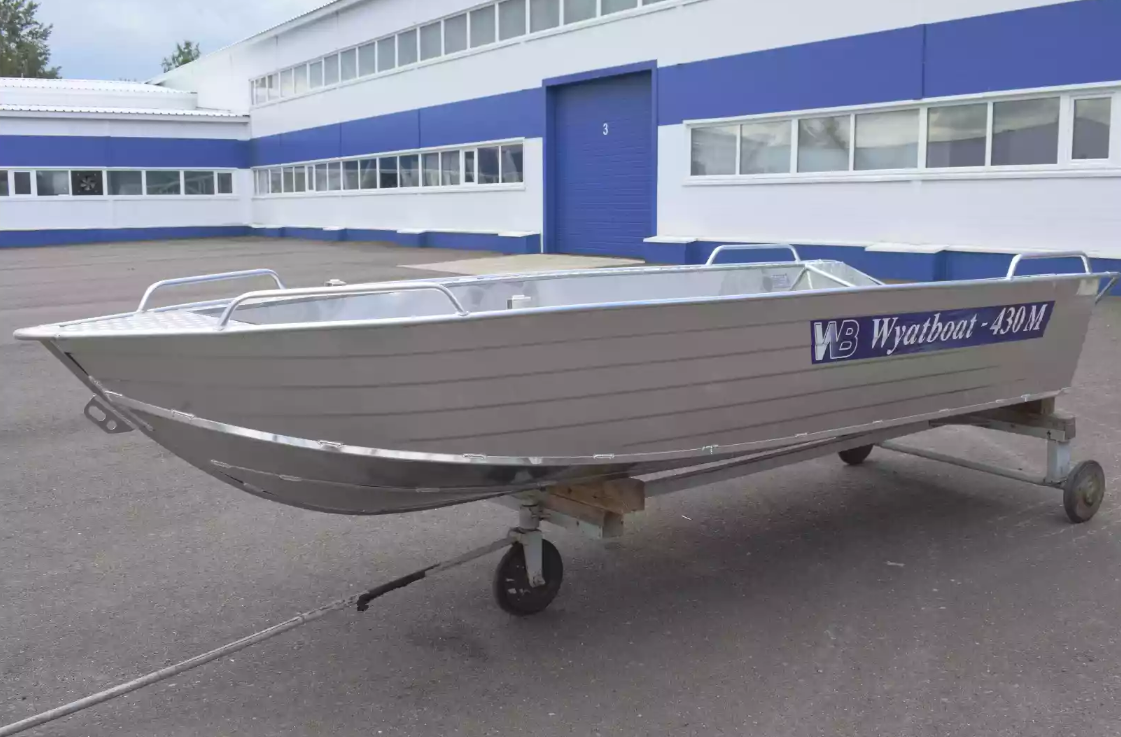 Алюминиевая лодка  Wyatboat-430М в Владивостоке