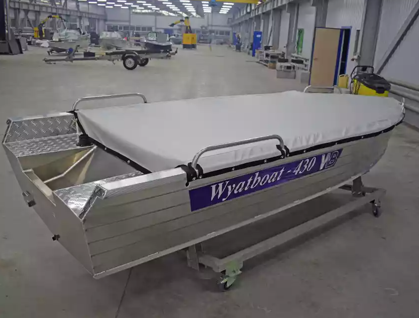 Алюминиевая лодка  Wyatboat-430 Р в Владивостоке