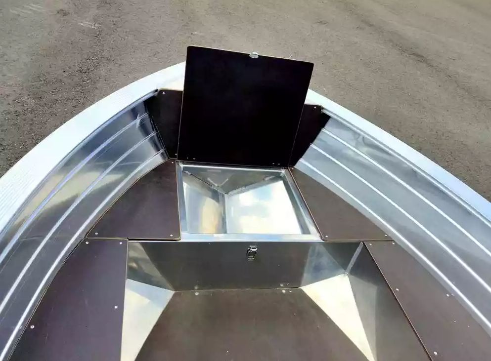 Алюминиевая лодка Неман-400 в Владивостоке