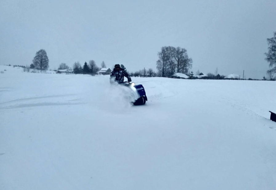 Мотобуксировщик Альбатрос-XLV 9 тележки, 1450 мм в Владивостоке