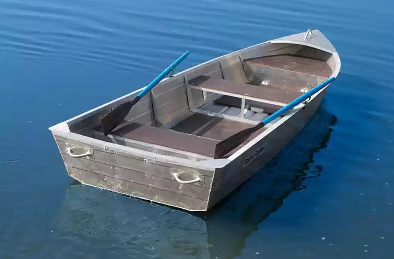 Алюминиевая лодка Вятка-Профи 32 в Владивостоке
