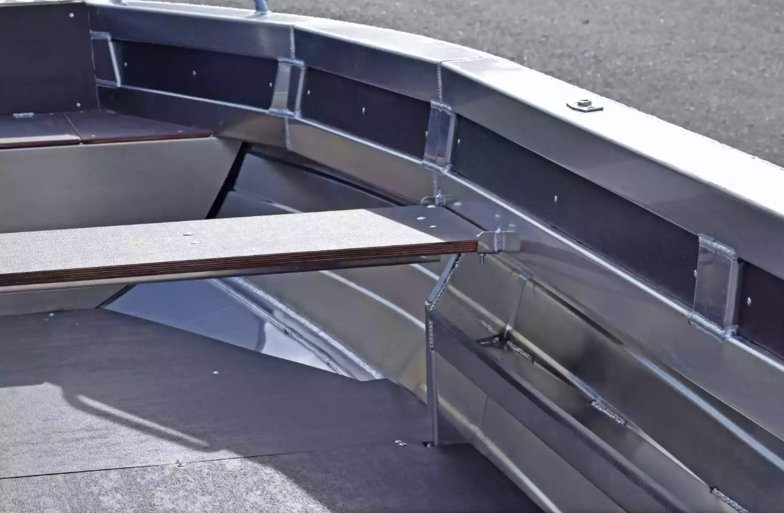 Алюминиевая лодка  Неман-480 Р в Владивостоке