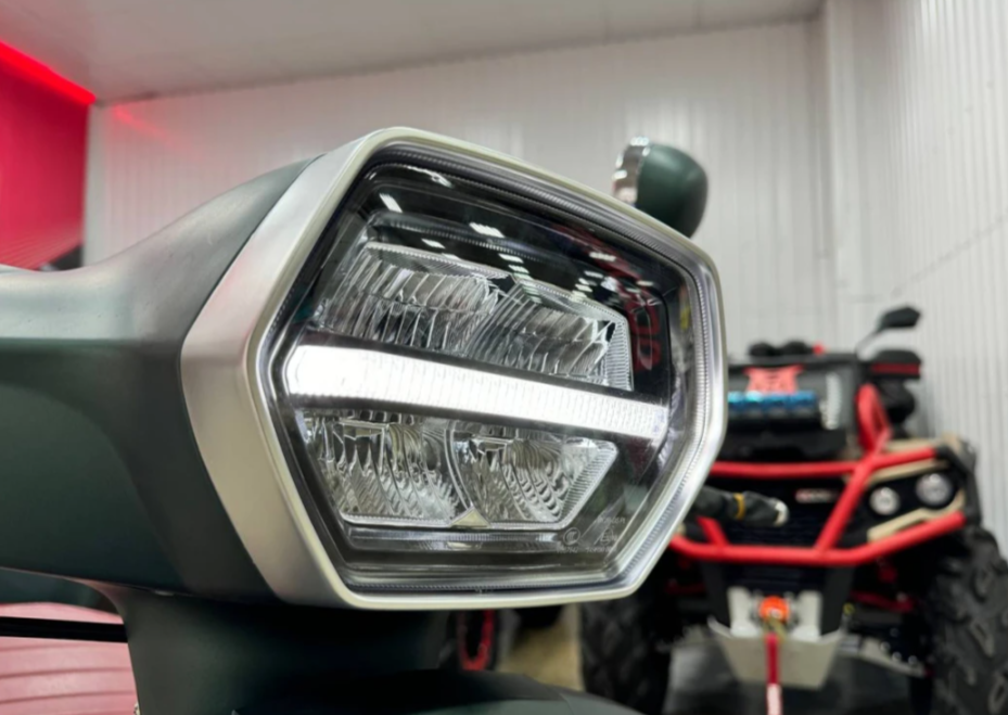 Скутер PROMAX Miami 240 (49) в Владивостоке