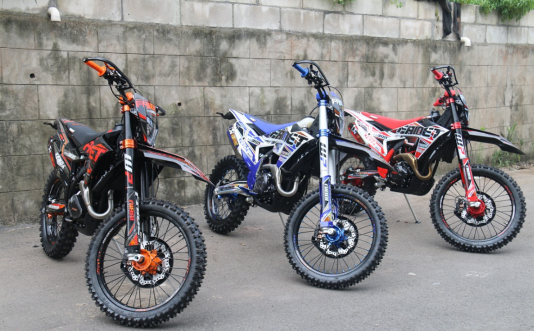 Кроссовый мотоцикл FAIDET NC300S ULTRA KKE в Владивостоке