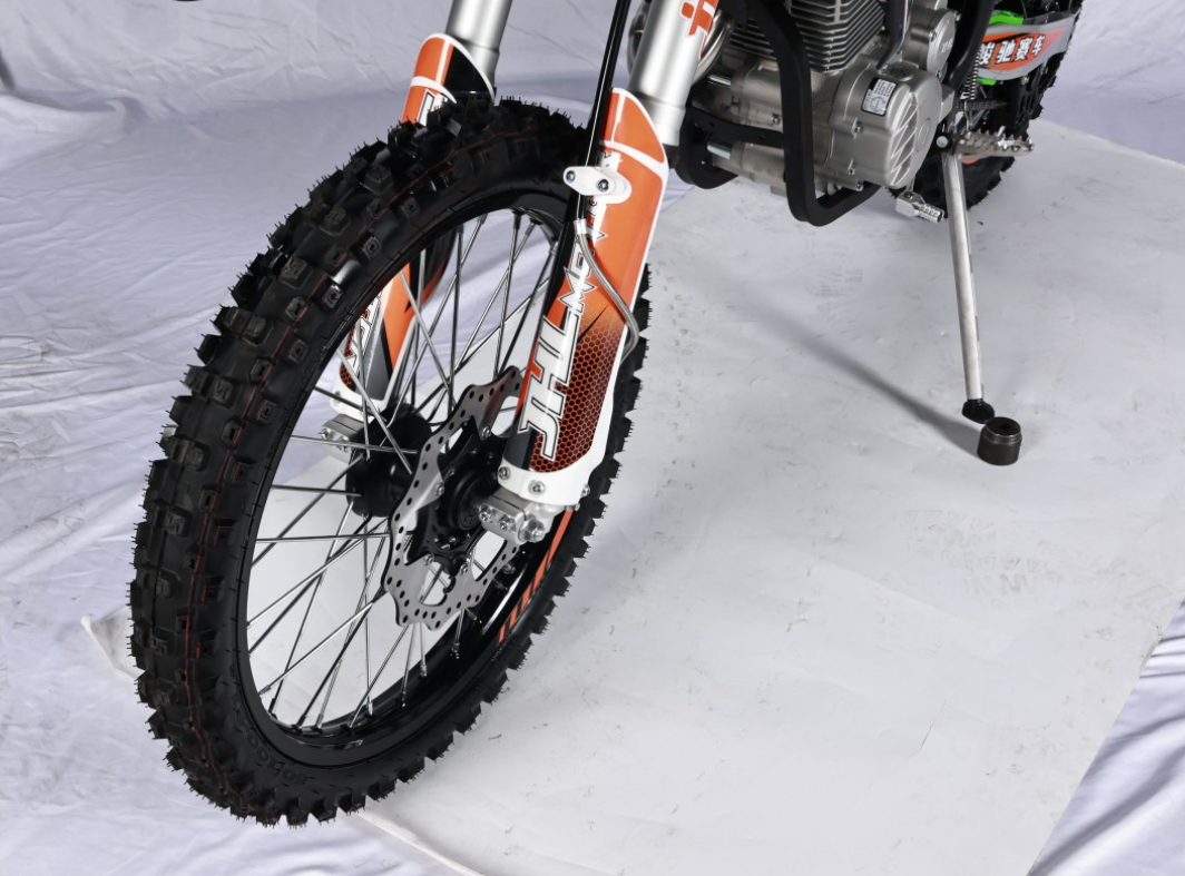 Мотоцикл JHLMOTO JHL LX1 CB250 (172FMM-3A) в Владивостоке